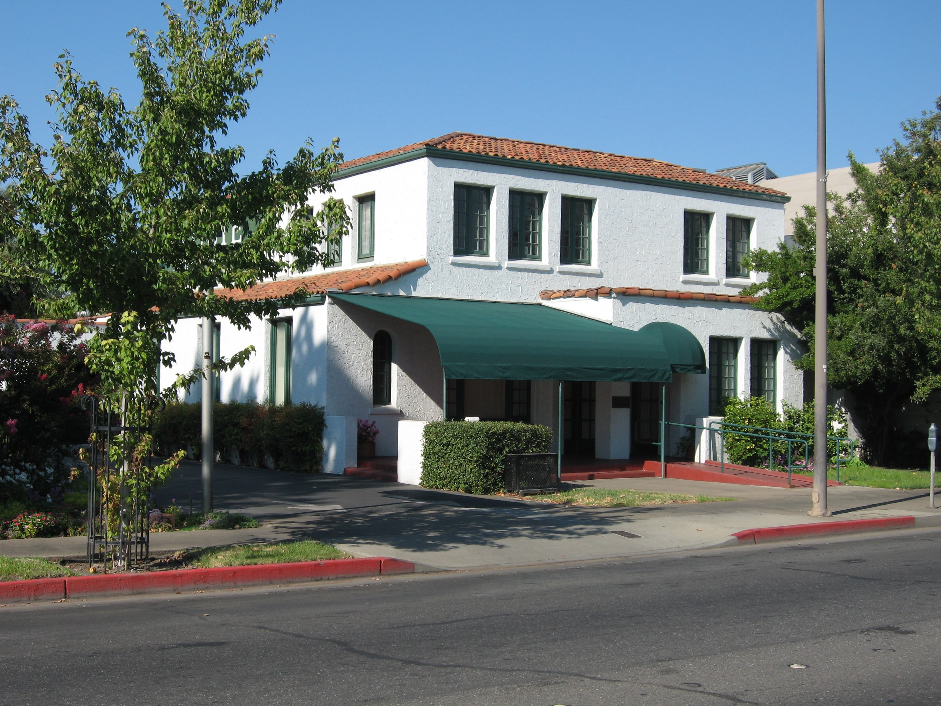 Brusie Funeral Home | Funeral & Cremation Services Near Chico, California
